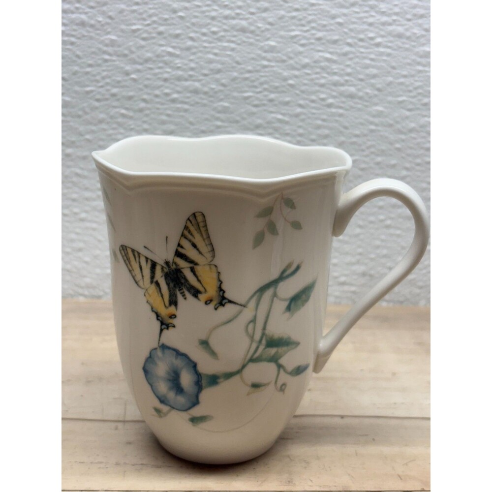 Lenox Butterfly Medow Tiger Swallowtail Porcelain Mug 12oz